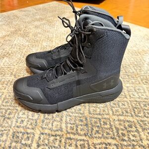NWOT Under Armour Women’s Charged Valsetz Tactical Boot - Size 8